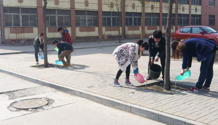 新2网址会员手机登陆各学生党总支开展“学习雷锋精神践行社会主义核心价值观”主题活动