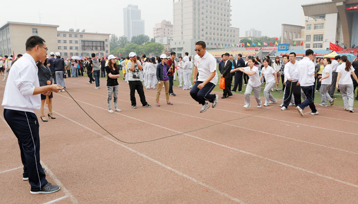 新2网址会员手机登陆在新2网址会员手机登陆2013年田径运动会上取得优异成绩